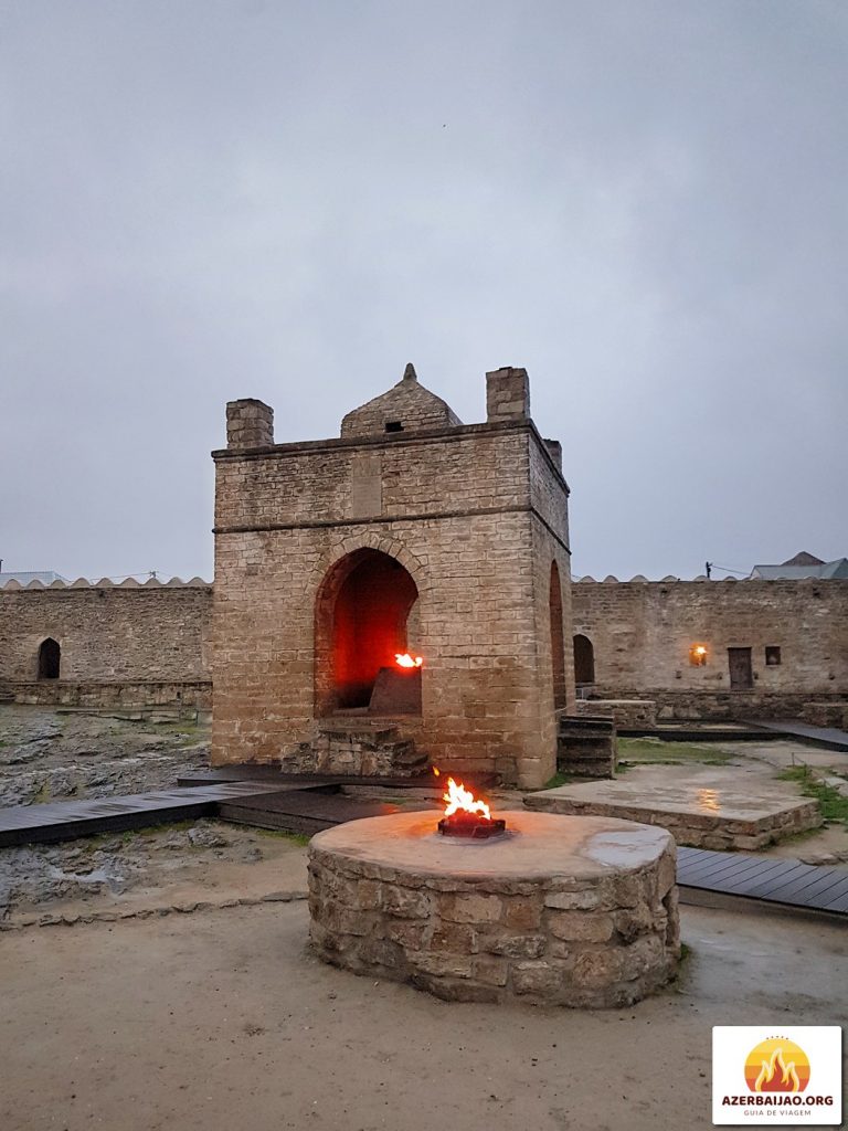 TEMPLO DO FOGO AZERBAIJAO