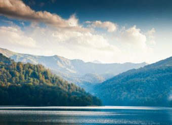 Lago Goygol Azerbaijao